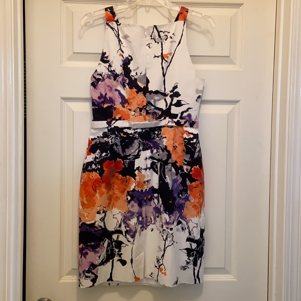 Dress - Picture 3 of 4